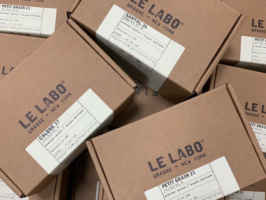 LE LABO Classic Candle 245g (8.6 oz) - Santal 26, Calone 17, Petit Grain 21 1 i1651093678 3232 0