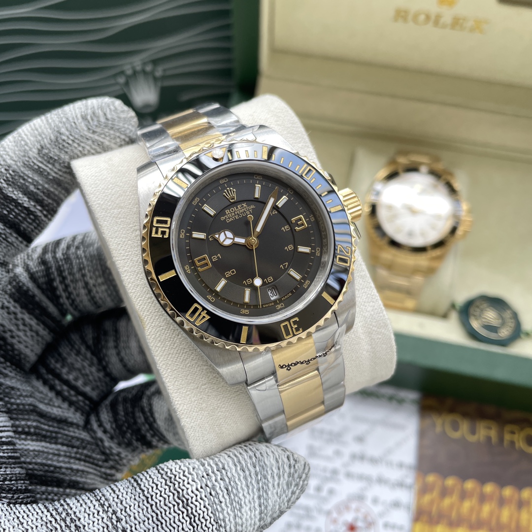 💰500金520
劳力士－ROLEX 
水鬼系列－男士机械腕表 
原装进口西铁城机
316L精钢壳套陶瓷圈口
纯精钢表带 原装保险扣
蓝宝石玻璃镜面
直径40mm 厚度13mm 
生活节奏 尽在掌握