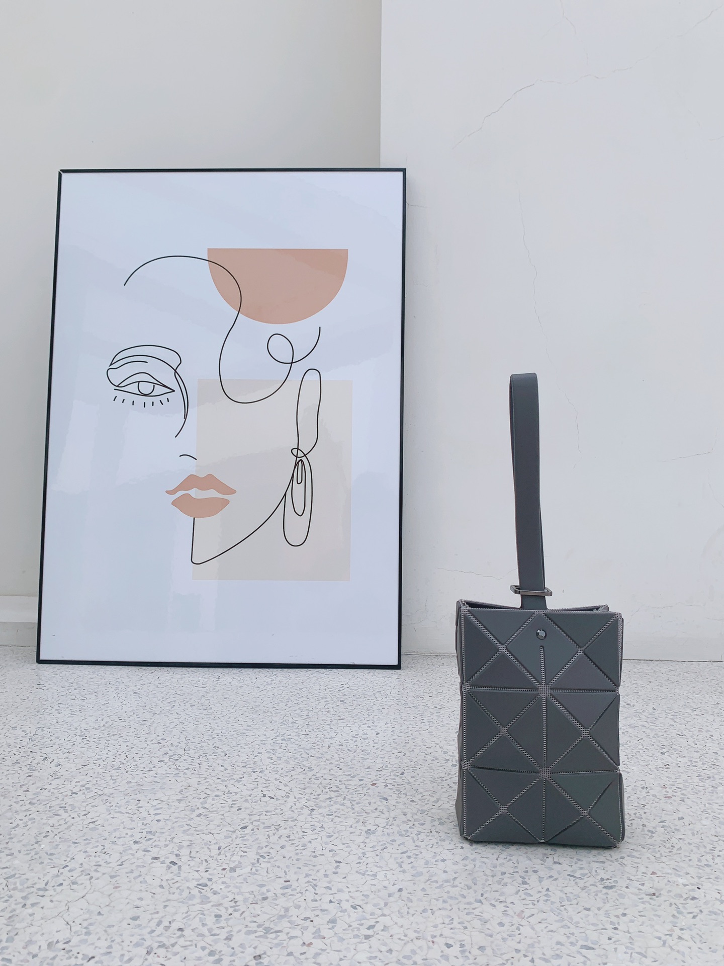 三宅一生Issey Miyake手机包AG607