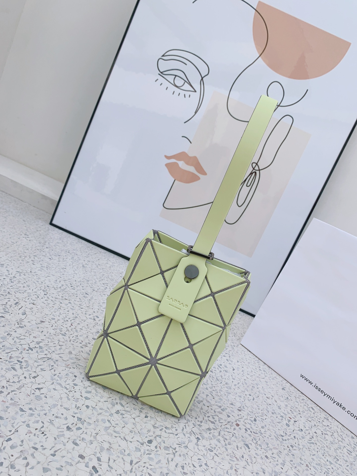 三宅一生Issey Miyake手机包AG607