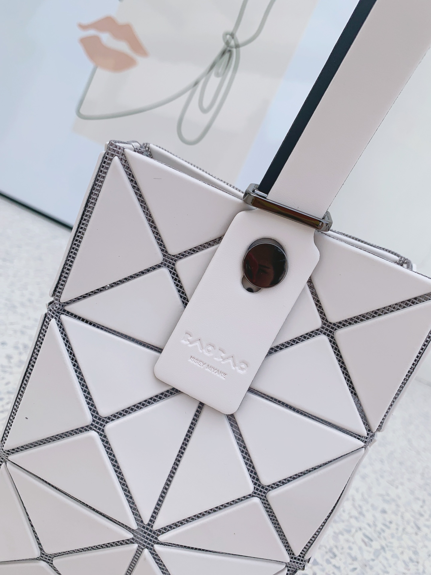 三宅一生Issey Miyake手机包AG607