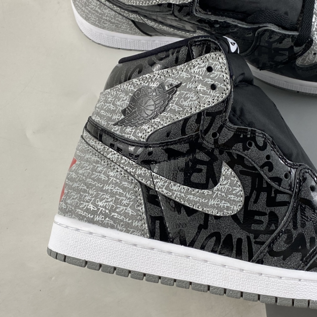 P420 Air Jordan 1 High OG "Rebellionaire" AJ1 乔1黑灰禁穿篮球鞋 555088-036