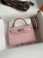 Hermes Kelly AAA+
 Handbags Crossbody & Shoulder Bags Pink Silver Hardware Epsom Mini