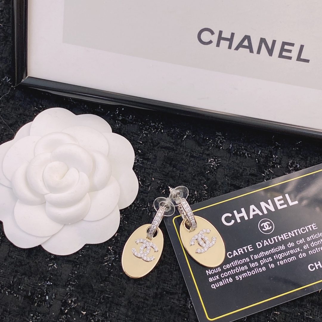 Chanel Sieraden Oorbellen Met diamanten gezet Zomercollectie Vintage