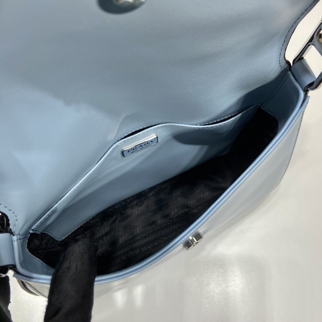 PRADA普拉达新款中古腋下包/大号翻盖包1BD303