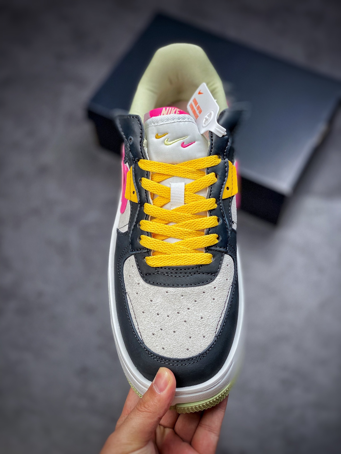 220 Nike Air Force 1 Fontanka “黑白粉” 空军丰塔卡系列 DR7880-001