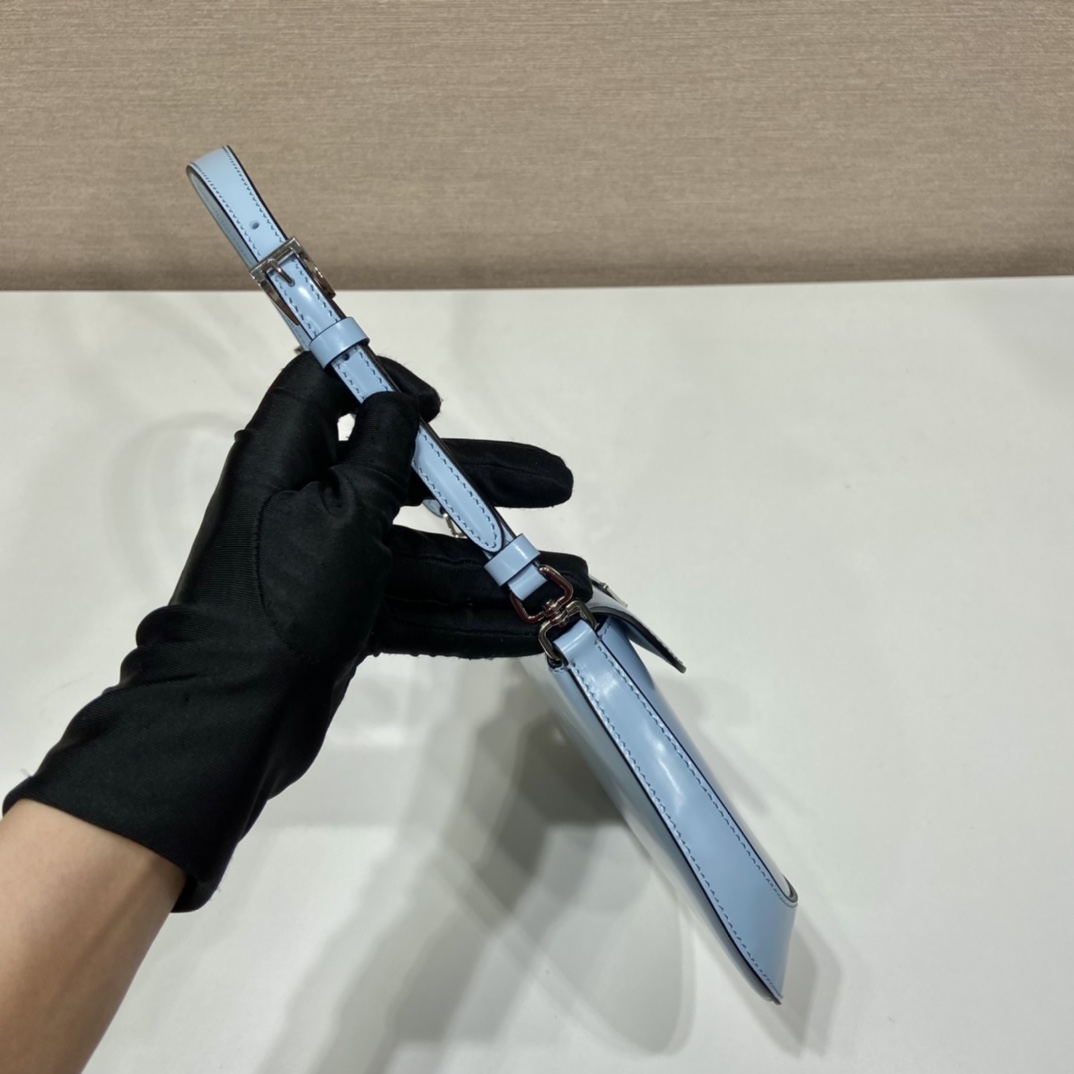 PRADA普拉达Cleo系列迷你手袋1BH188