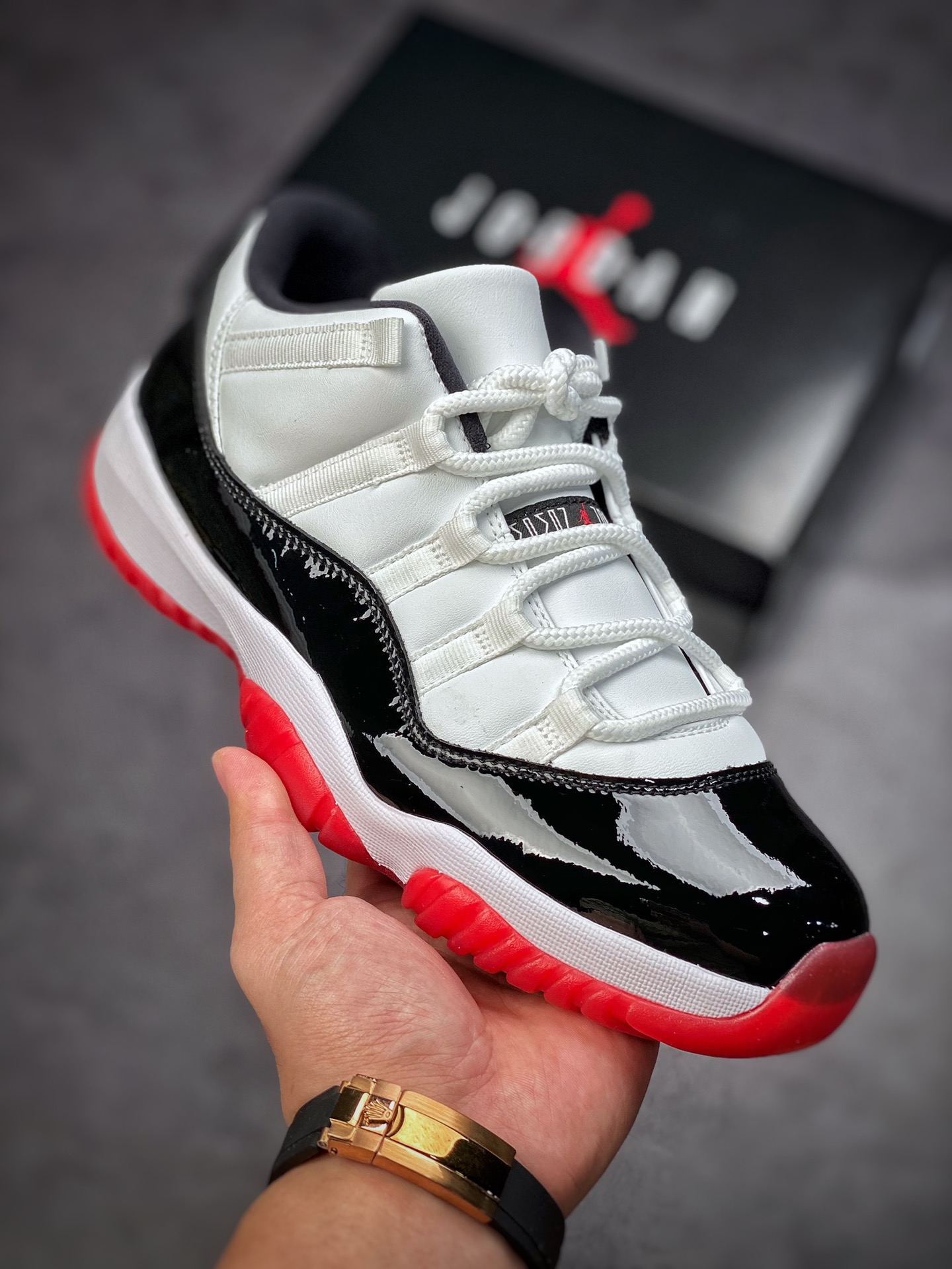 330 #完美打造 Air Jordan AJ11 Low 黑红康扣 AV2187-160