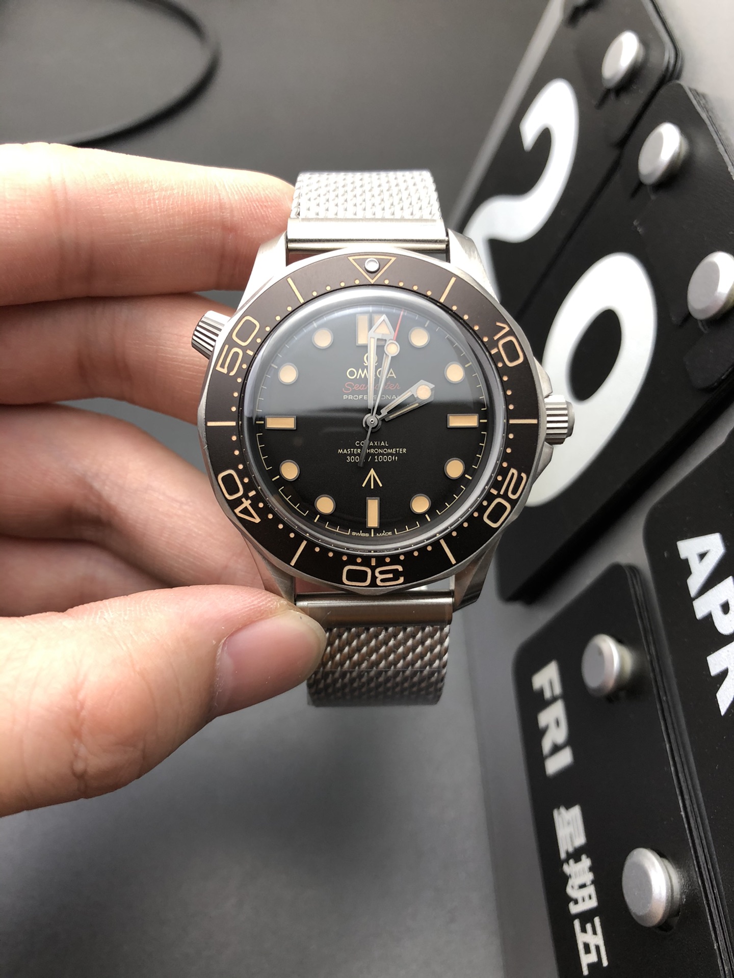 Omega OR 无暇赴死
