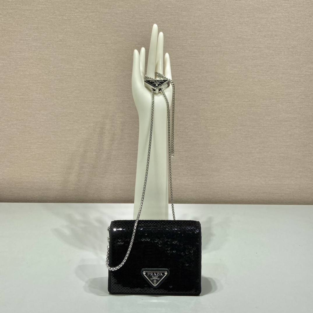 PRADA普拉达刺绣珠片小包1MR024