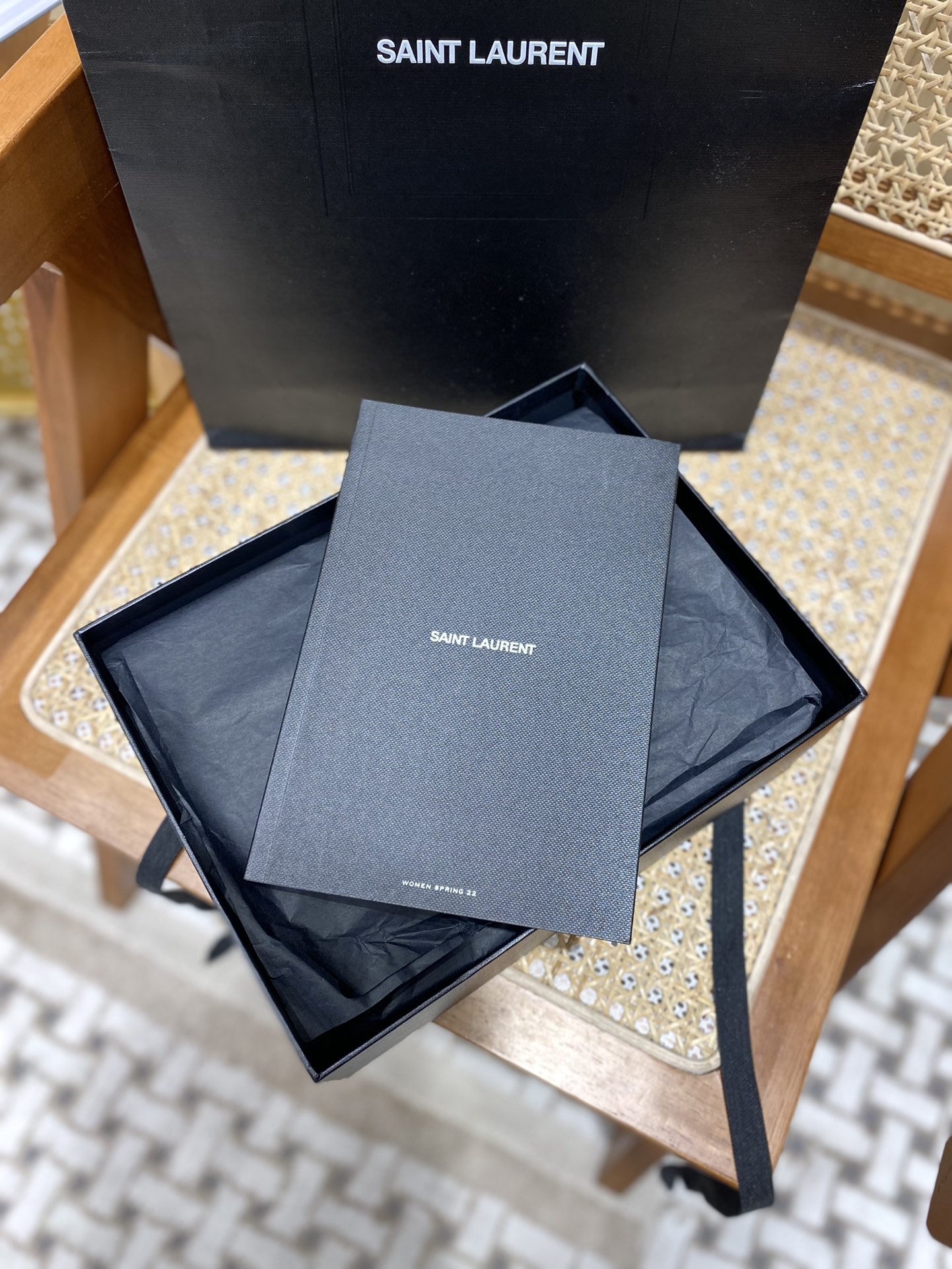 Ysl LOULOU PUFFER 23CM 迷你绗缝小羊皮包 620333黑色银扣