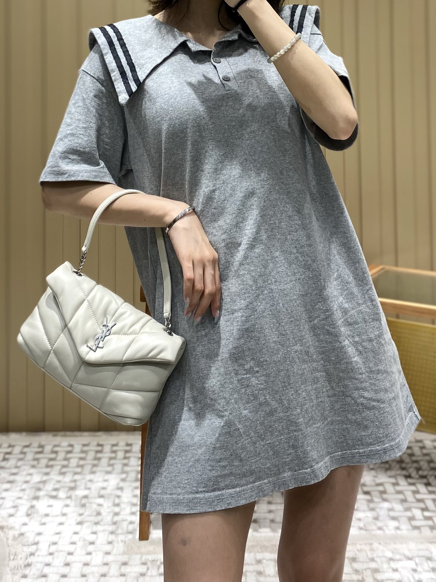 Ysl LOULOU PUFFER 23CM 迷你绗缝小羊皮包 620333白色银扣