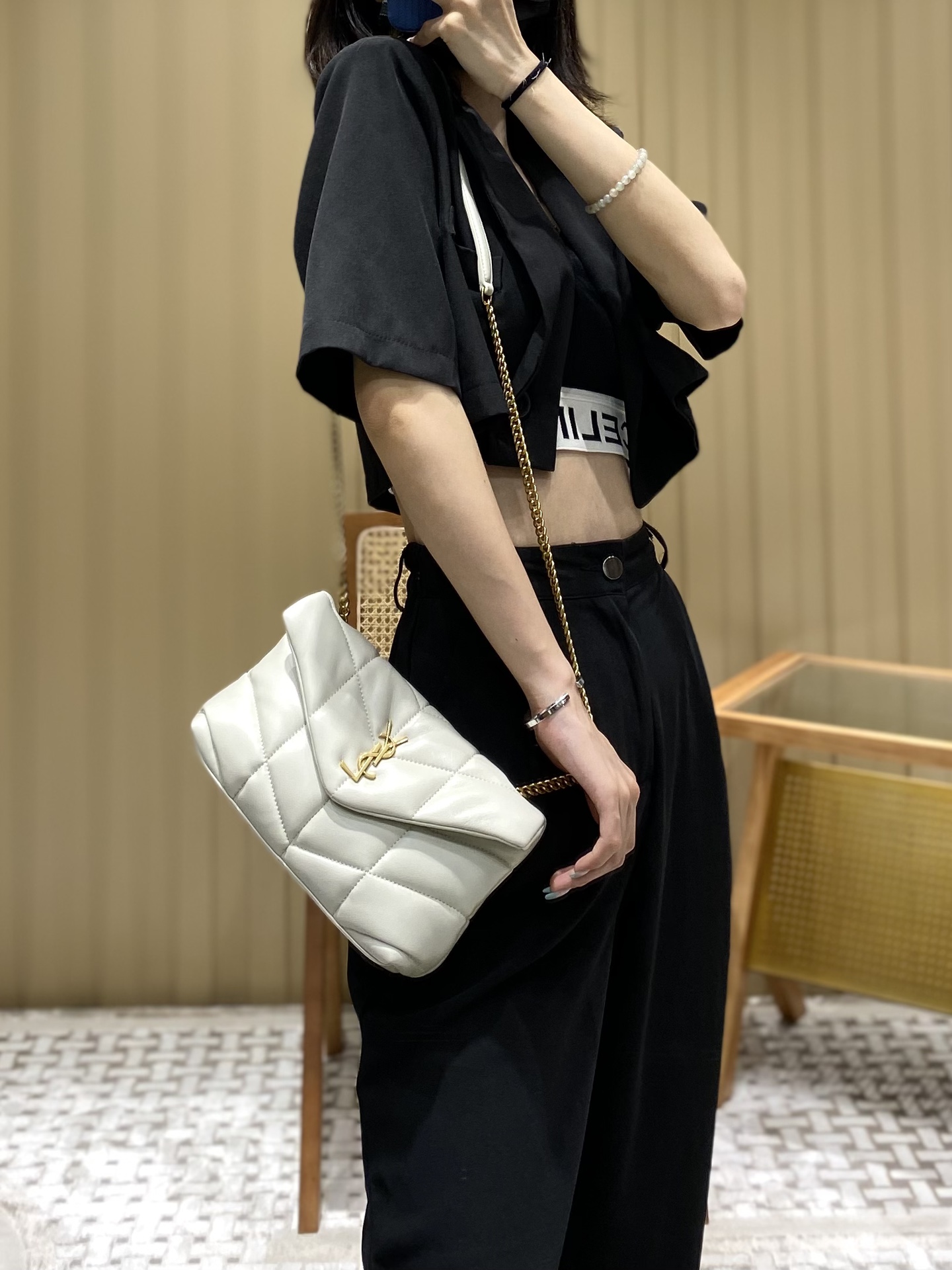 Ysl LOULOU PUFFER 23CM 迷你绗缝小羊皮包 620333白色/金扣