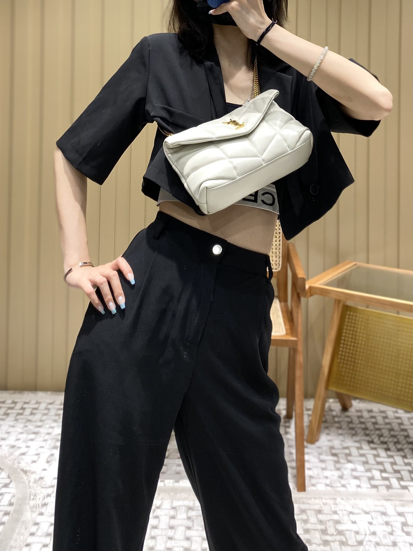 Ysl LOULOU PUFFER 23CM 迷你绗缝小羊皮包 620333白色/金扣