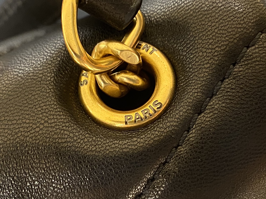Ysl LOULOU PUFFER 23CM 迷你绗缝小羊皮包 620333黑色/金扣