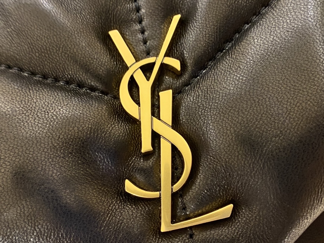 Ysl LOULOU PUFFER 23CM 迷你绗缝小羊皮包 620333黑色/金扣