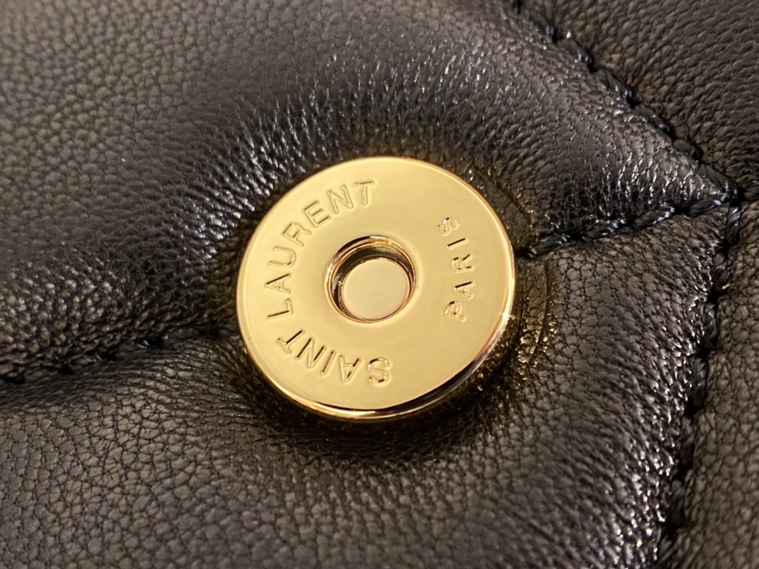 Ysl LOULOU PUFFER 23CM 迷你绗缝小羊皮包 620333黑色/金扣