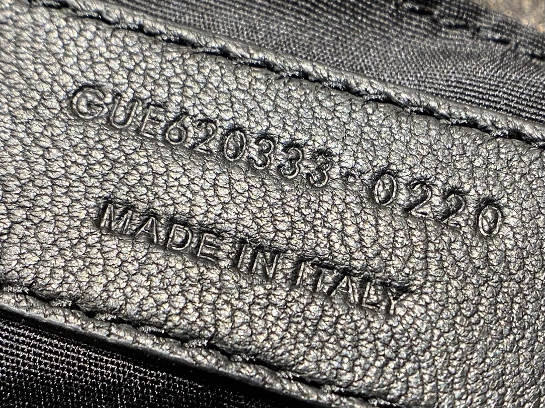 Ysl LOULOU PUFFER 23CM 迷你绗缝小羊皮包 620333牛油果绿/金扣