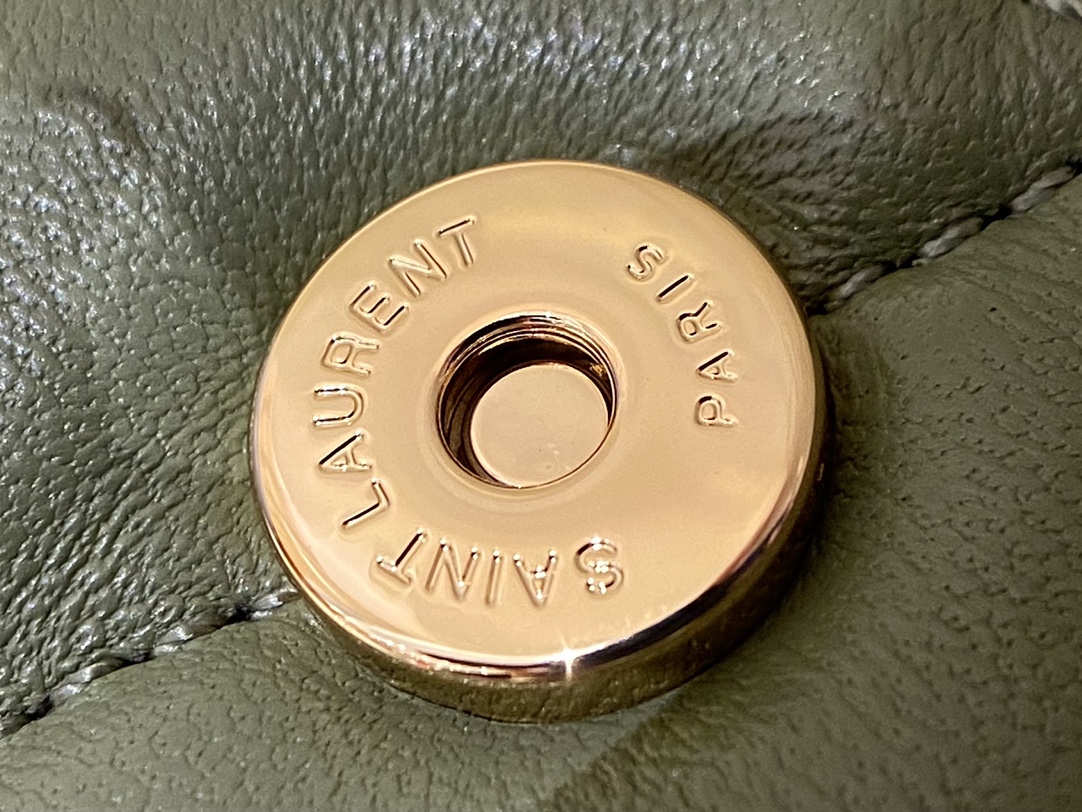 Ysl LOULOU PUFFER 23CM 迷你绗缝小羊皮包 620333牛油果绿/金扣