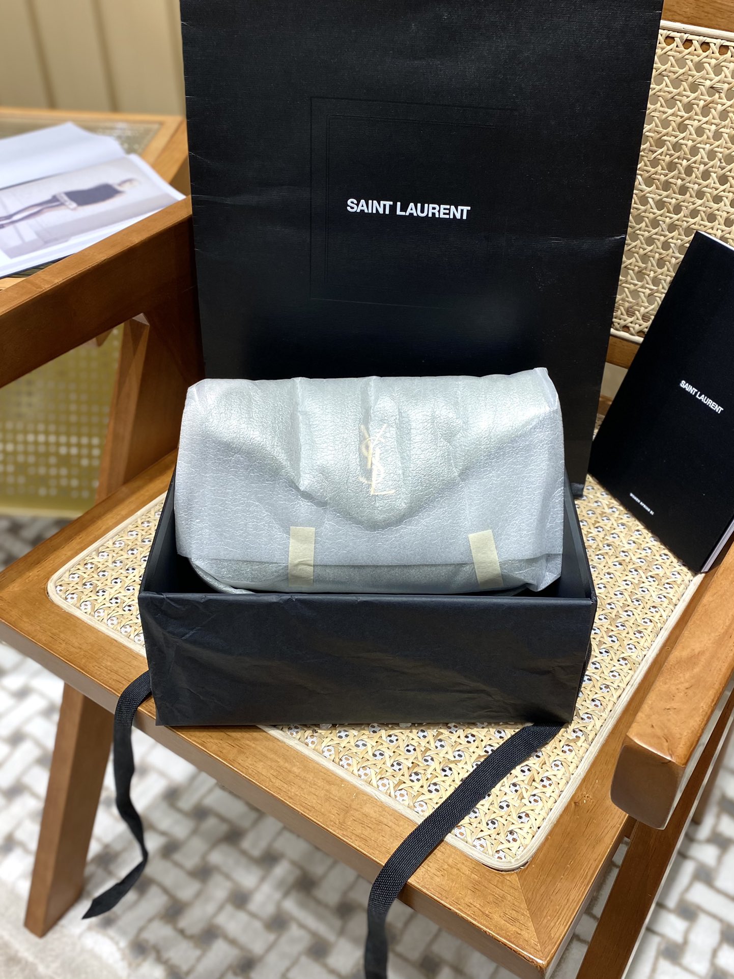 Ysl LOULOU PUFFER 23CM 迷你绗缝小羊皮包 620333牛油果绿/金扣