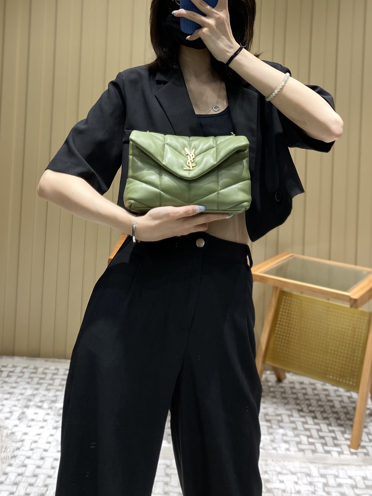 Ysl LOULOU PUFFER 23CM 迷你绗缝小羊皮包 620333牛油果绿/金扣