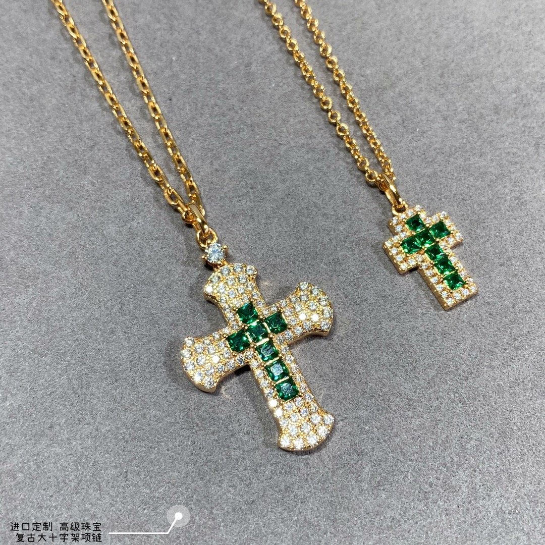 彩宝V金材质进口定制复古大十字架项链