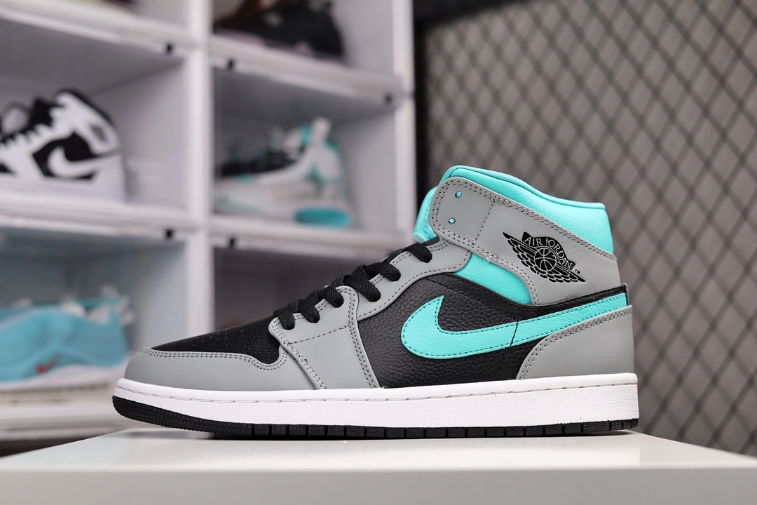 H0 原楦原档案数据开发中底注胶孔内置真Sole气垫原版楦头原纸版冲刀全头层Air Jordan 1 Mid AJ1/ 乔1 中邦市面最高工艺中帮系列 全新批次 原装原模大底全鞋原厂定制皮料手感细腻正确折边工艺 完美细节诠释