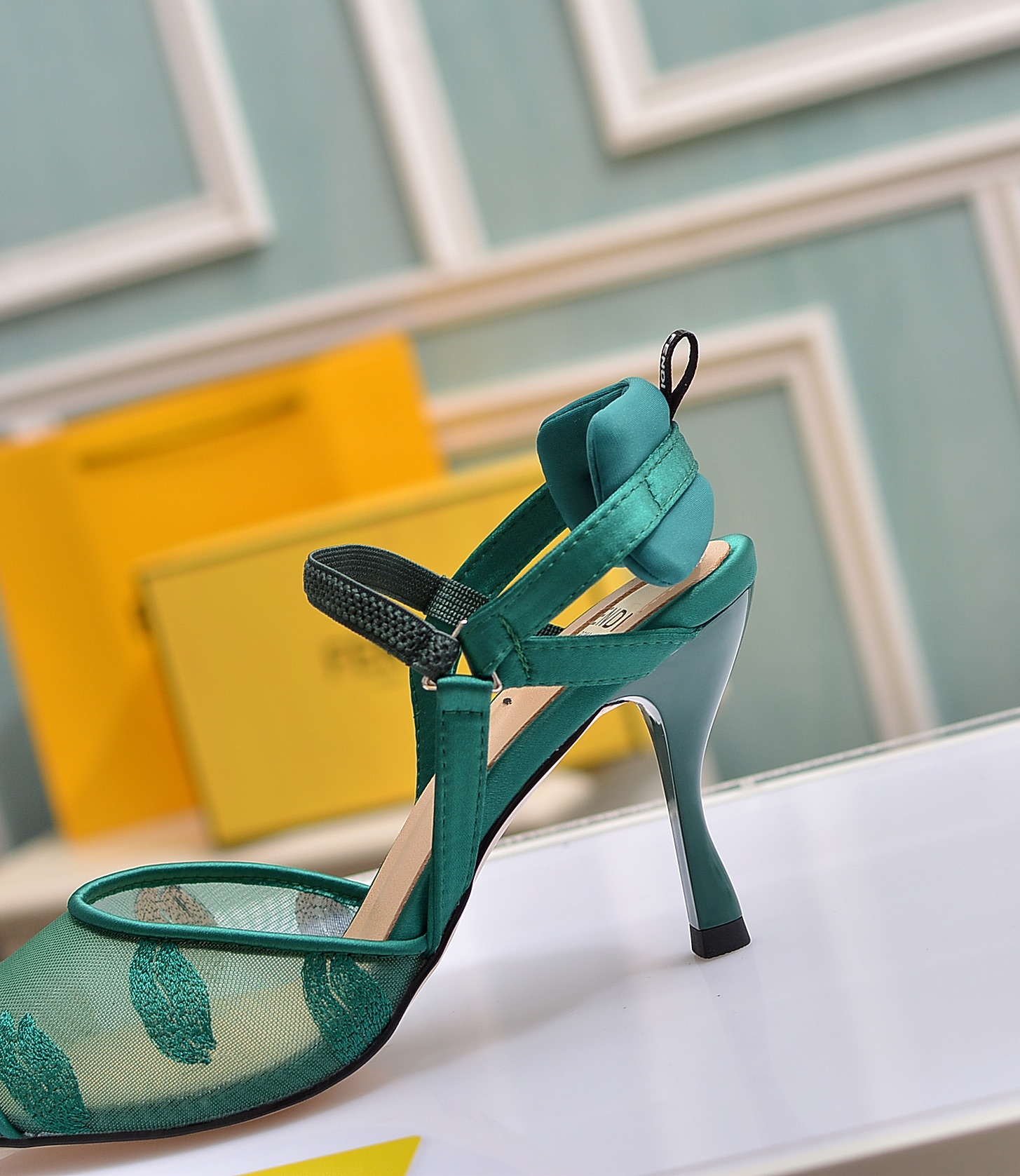 Fábrica de la nueva Fendi zapatos de tacón alto 8,5 cm / tacón medio 5,5 cm en punta tela: multicolo