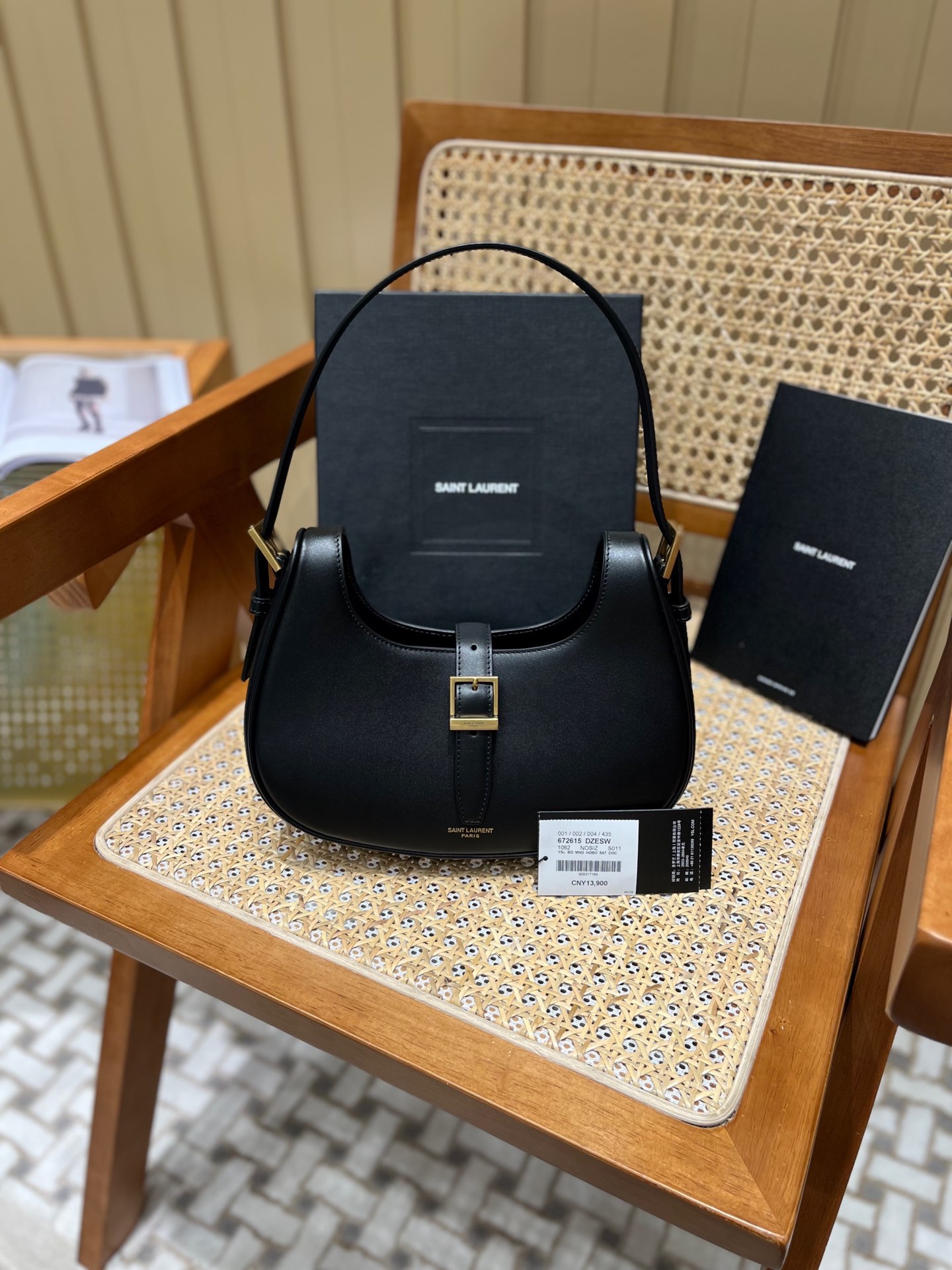 Saint laurent Ysl 𝗟𝗲 𝗙𝗲𝗿𝗺𝗼𝗶𝗿 马鞍腋下包 672615黑色