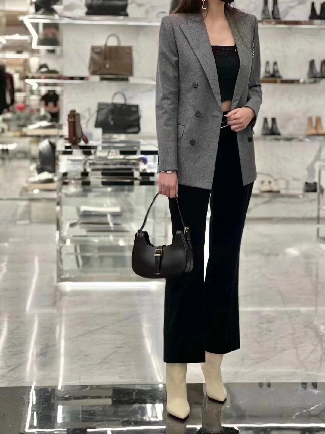 Saint laurent Ysl 𝗟𝗲 𝗙𝗲𝗿𝗺𝗼𝗶𝗿 马鞍腋下包 672615黑色