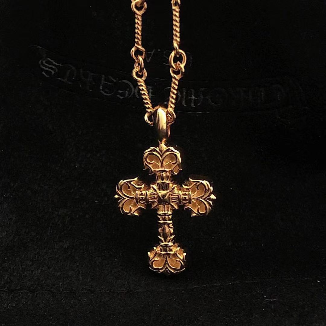 Chrome Hearts 𝐂𝐡𝐫𝐨𝐦𝐞 𝐡𝐞𝐚𝐫𝐭𝐬