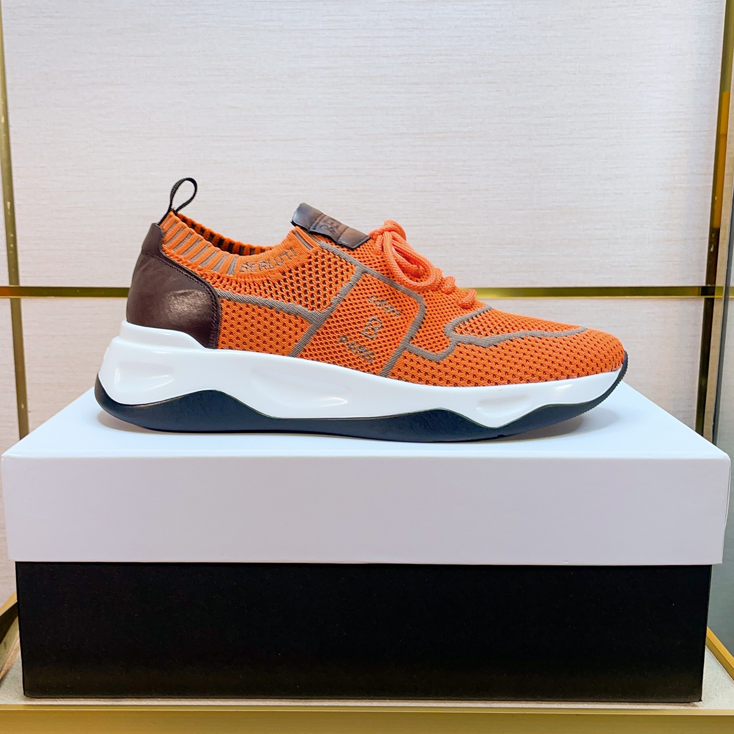Spring/Summer nueva colección, la única versión en el mercado de los zapatos deportivos para hombre 