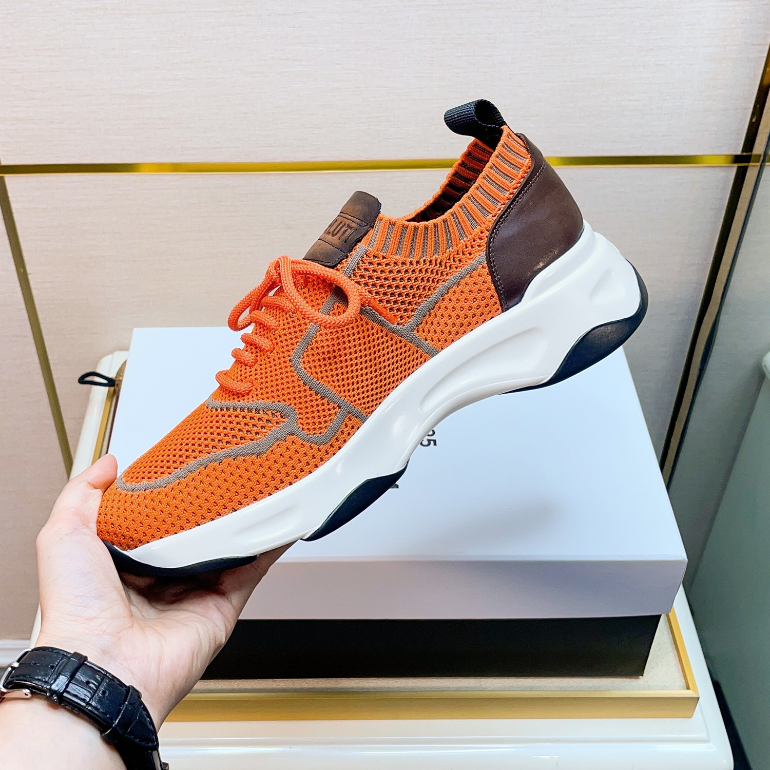Spring/Summer nueva colección, la única versión en el mercado de los zapatos deportivos para hombre 