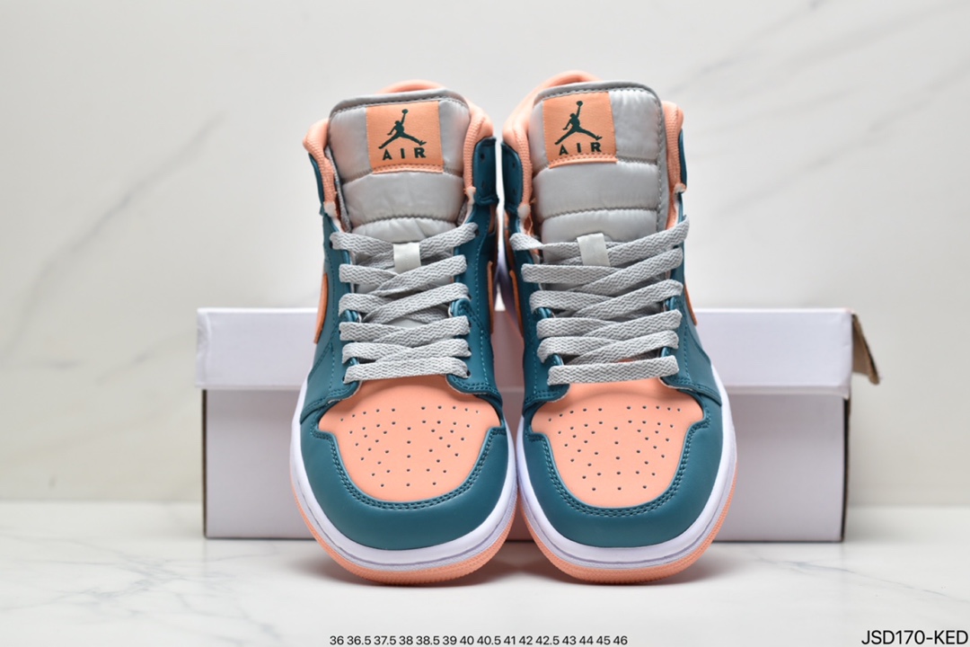 200 Air Jordan 1 Mid White Blue Red 爱国者BQ6472