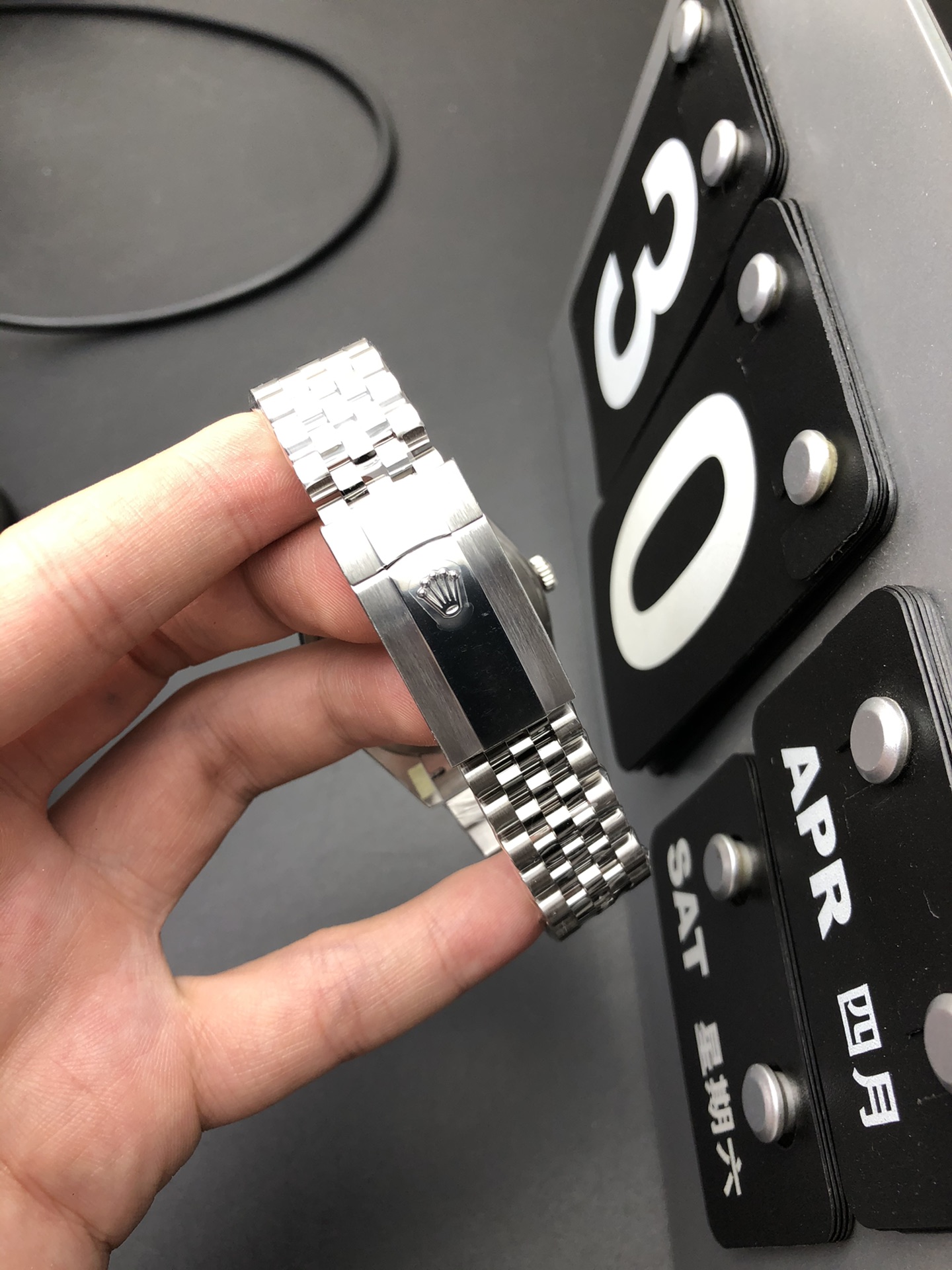 Rolex 灰日志