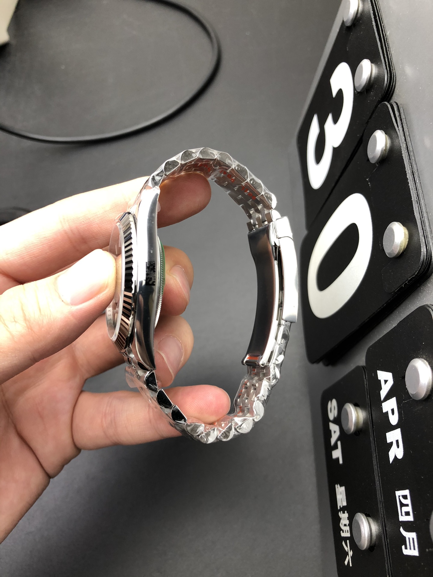 Rolex 灰日志