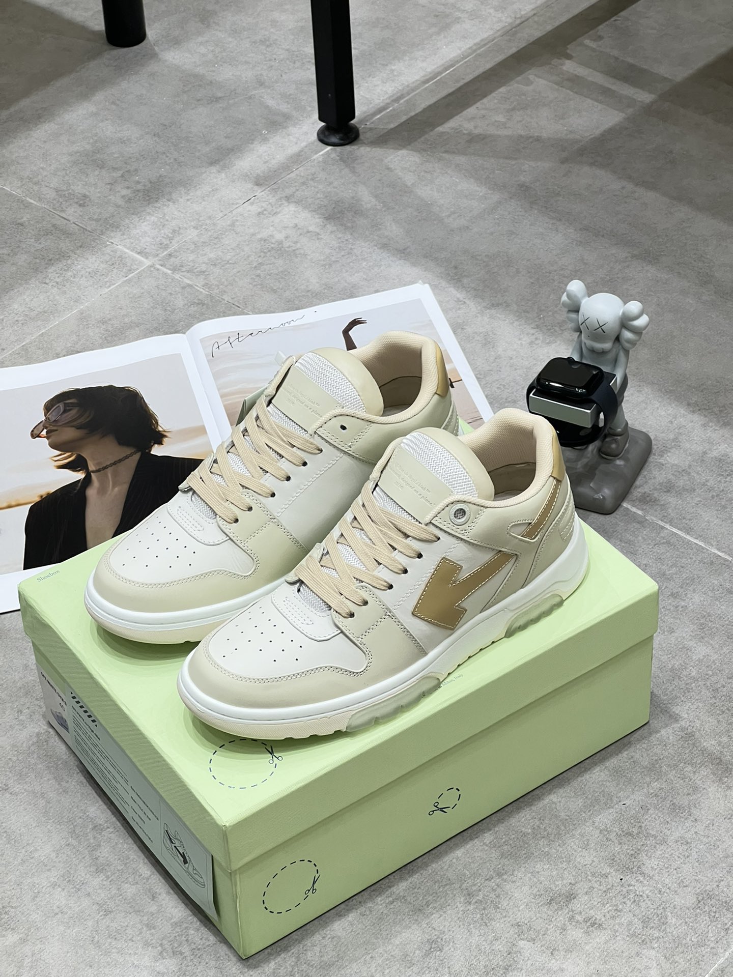 P290 Men's Plus 10🌈 OFF WHITE Estilo de pareja El último modelo de primavera lanza la versión de más alta ca…