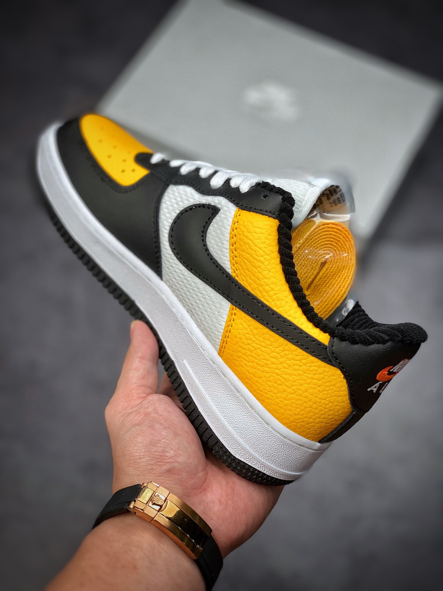 200 Nike Air Force 1 Low 07 黑白黄 DQ7779-700