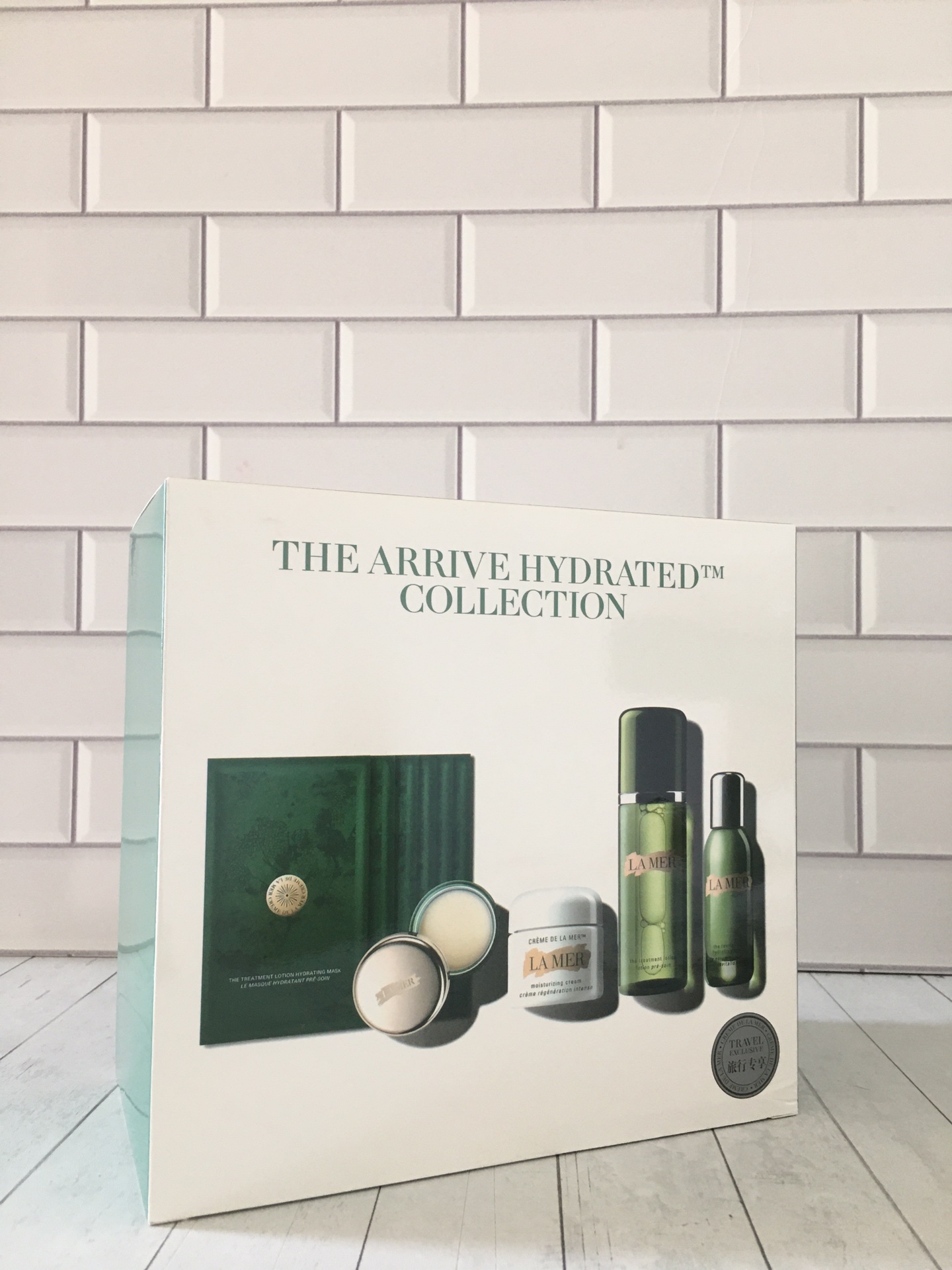 La Mer 'The Arrive Hydrated' Collection: Essence, Serum, Cream, Mask & Balm 2 i1651295986 5827 1