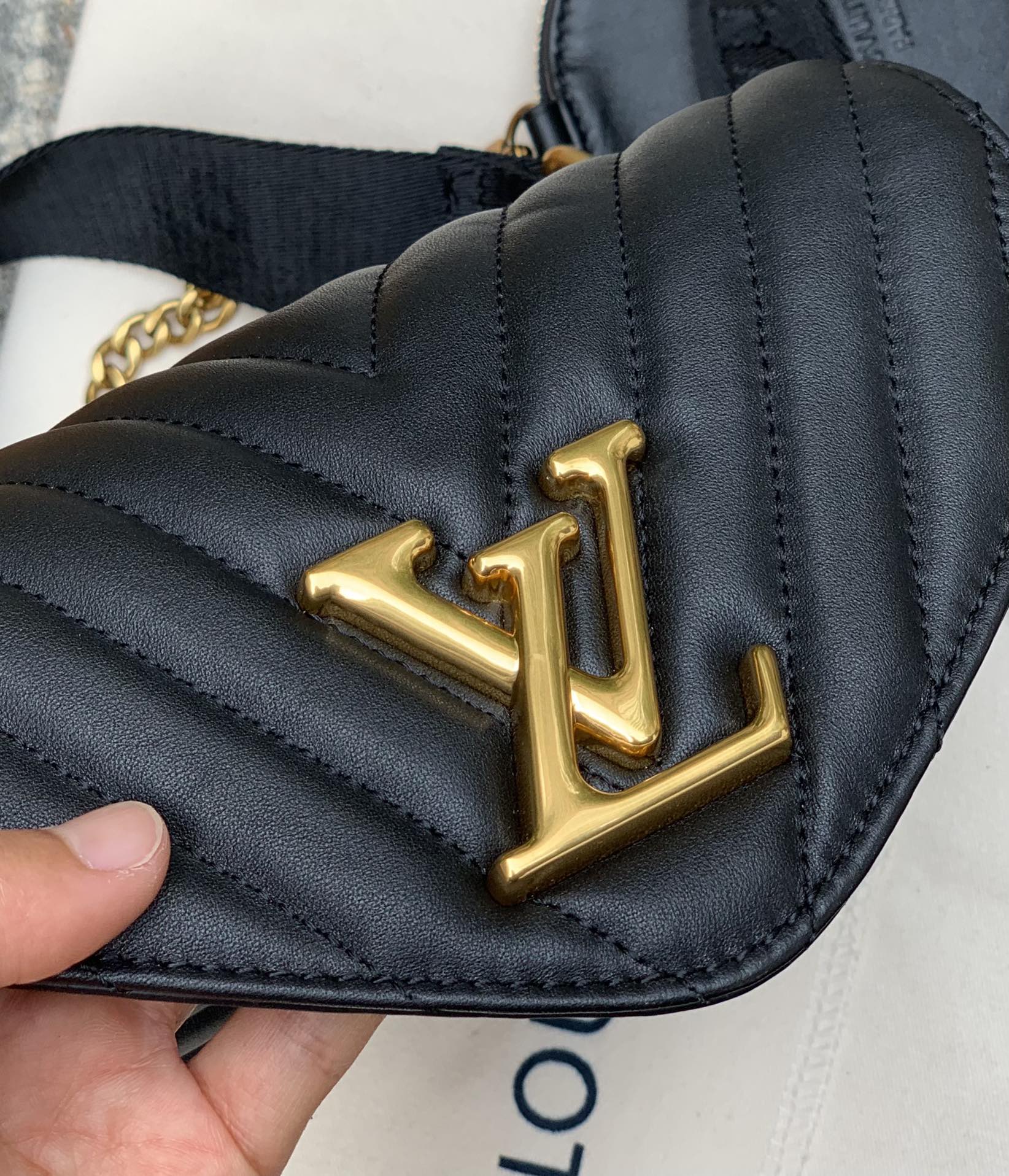 🌼 m56461尺寸19 x 14 x 5CM海外渠道货！New wave三合一，今年的春夏最适用最好看