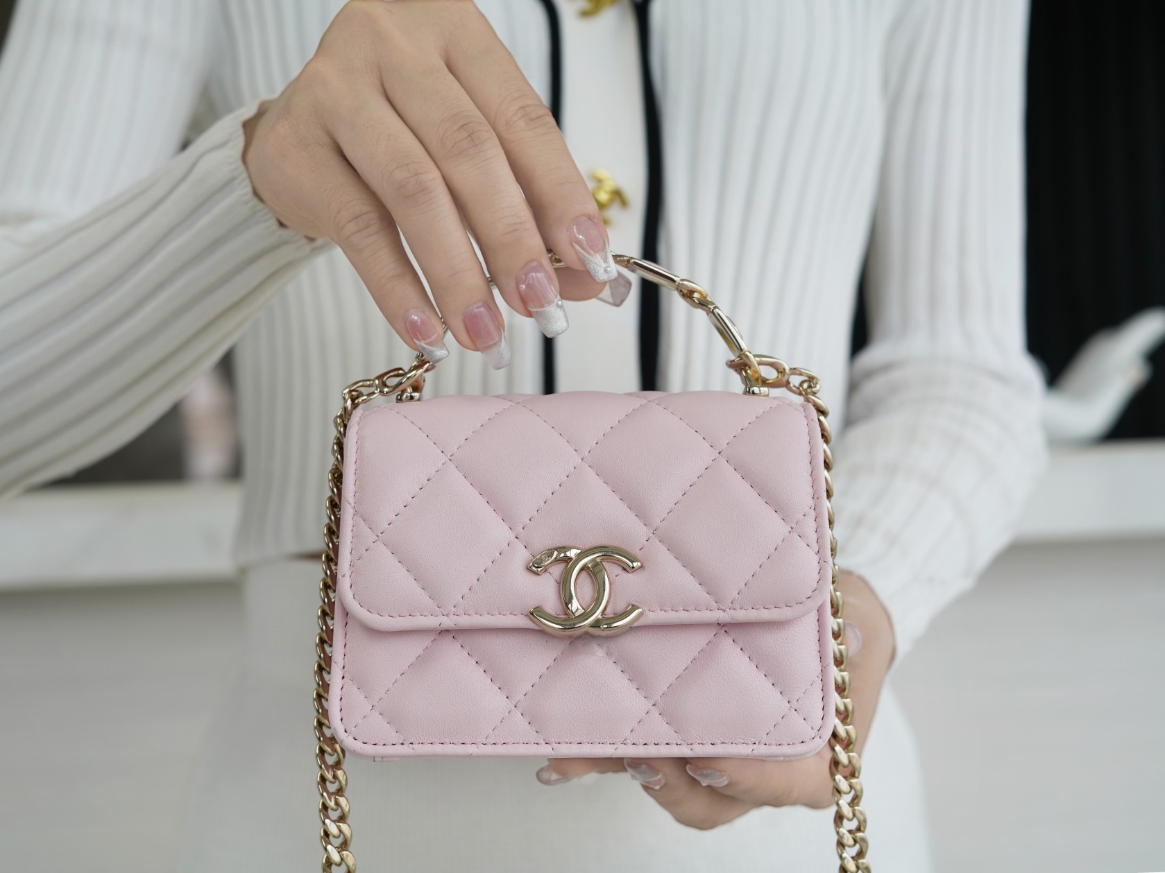 Túi Chanel Coco Medium Handle Bag Cao Cấp  97Luxury