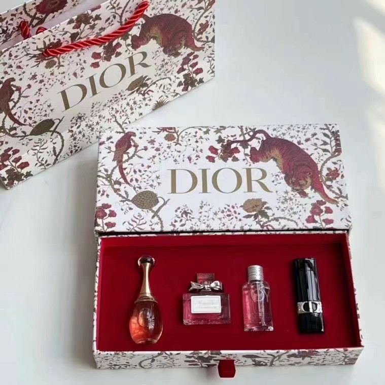 Dior Lunar New Year Makeup Miniatures Set - Miss Dior, J'adore, Joy & Lipstick 2 i1651386899 2430 1