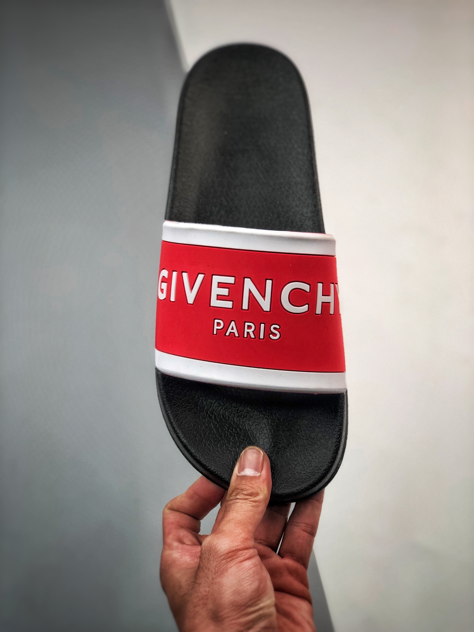Givenchy Givenchy 19ss summer flip flops high-end luxury trendy internet celebrity style