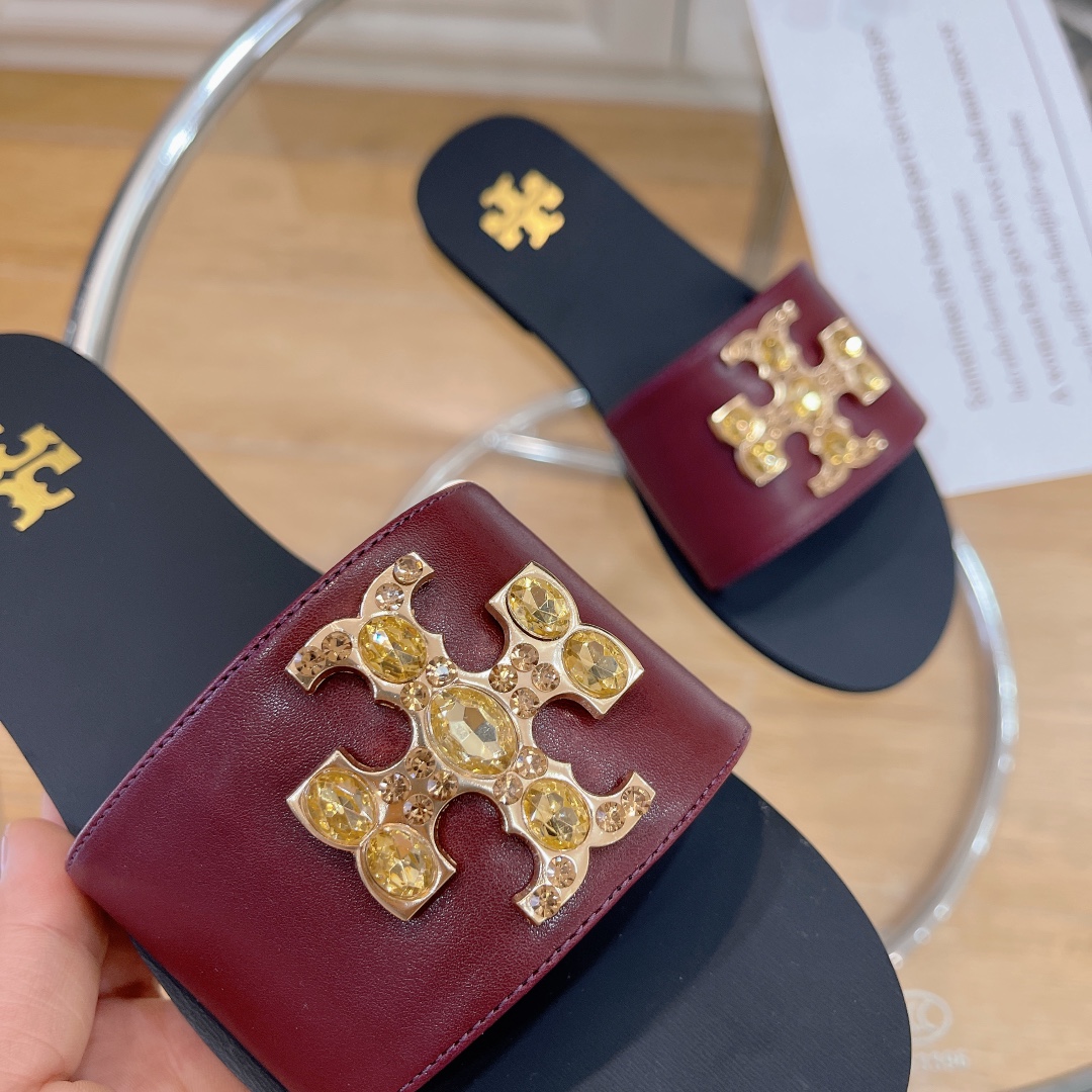 Tory Burch Sandals: Stylish and Comfortable Summer Footwear at $375 - 图片 5