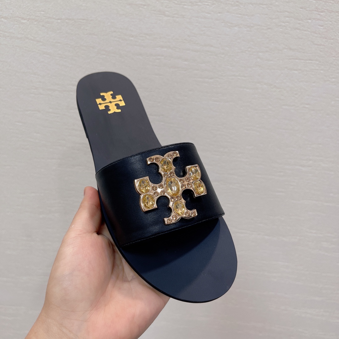 Tory Burch Sandals: Stylish Summer Choice at $375, Sizes 35-42, Classic Fashion. - 图片 3