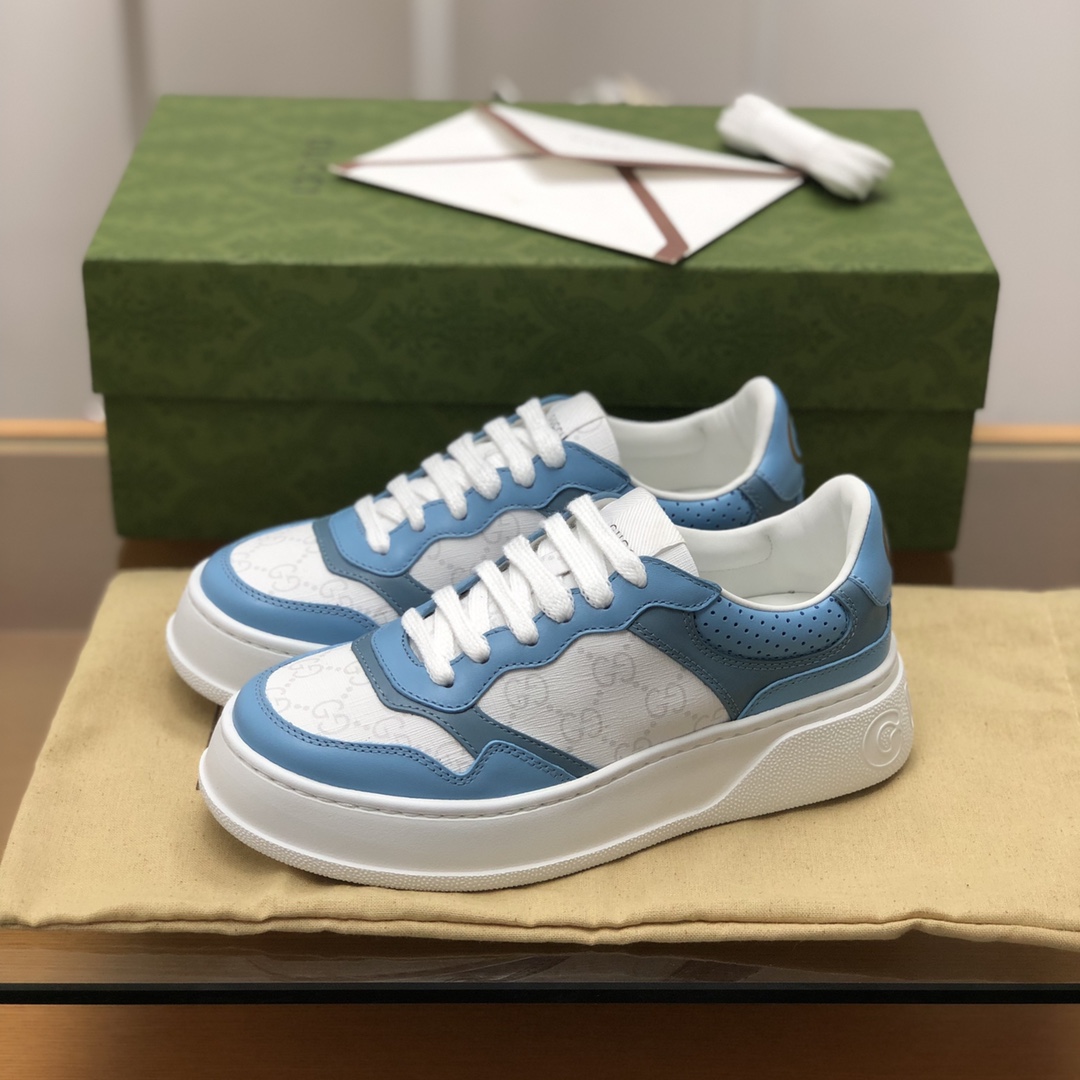 GUCCI古驰 采用牛皮材质GG印花帆布情侣款运动鞋