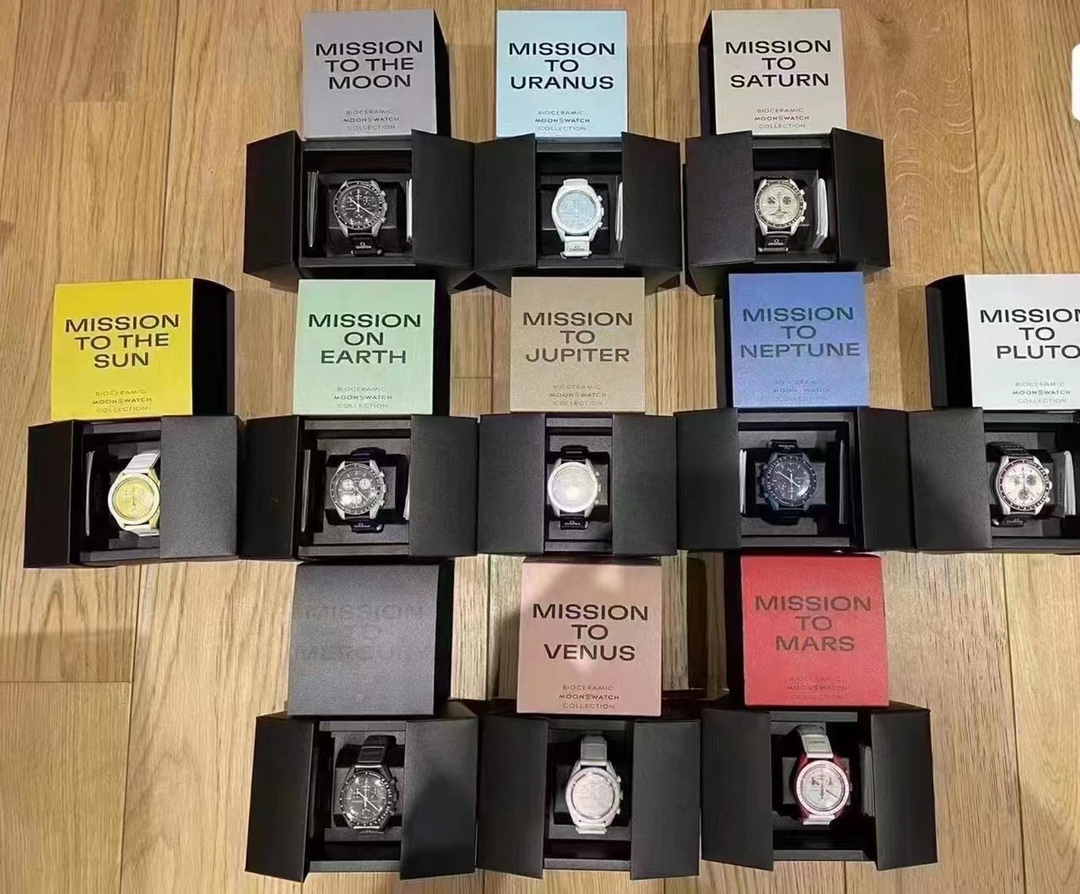 斯沃琪* 欧米茄 Omega 联名款手表现身总共11个款分别代表太阳系中的太阳、水星、金星、地球、火星、木星、土星、天王星、海王星、月球、冥王星。