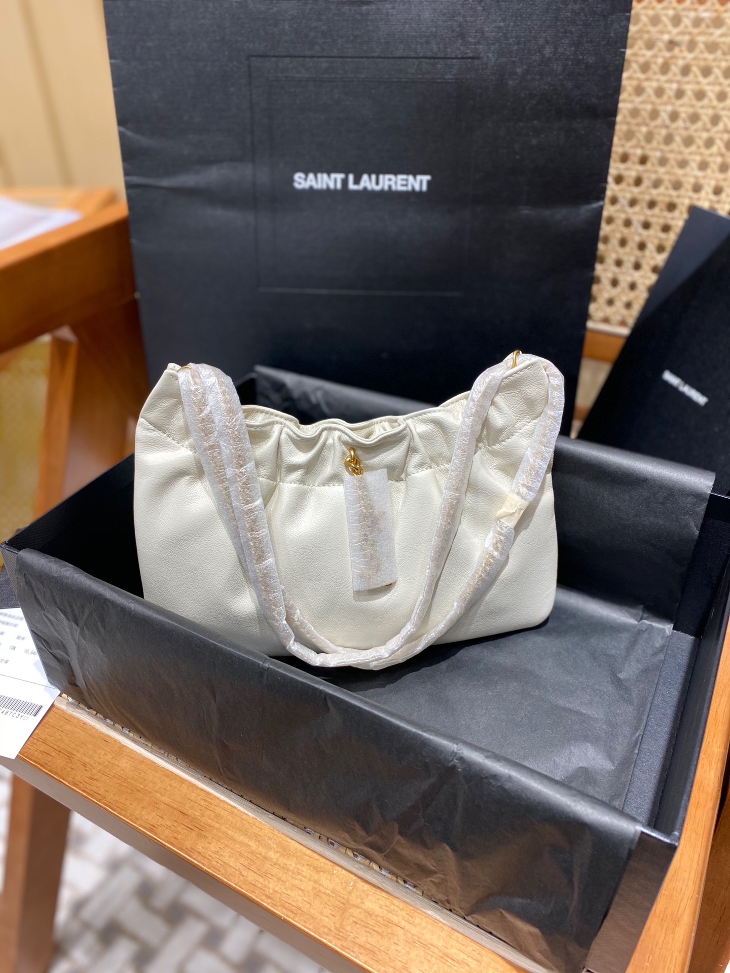 Saint laurent Ysl 专柜新款云朵型腋下链条包 681632白色金扣
