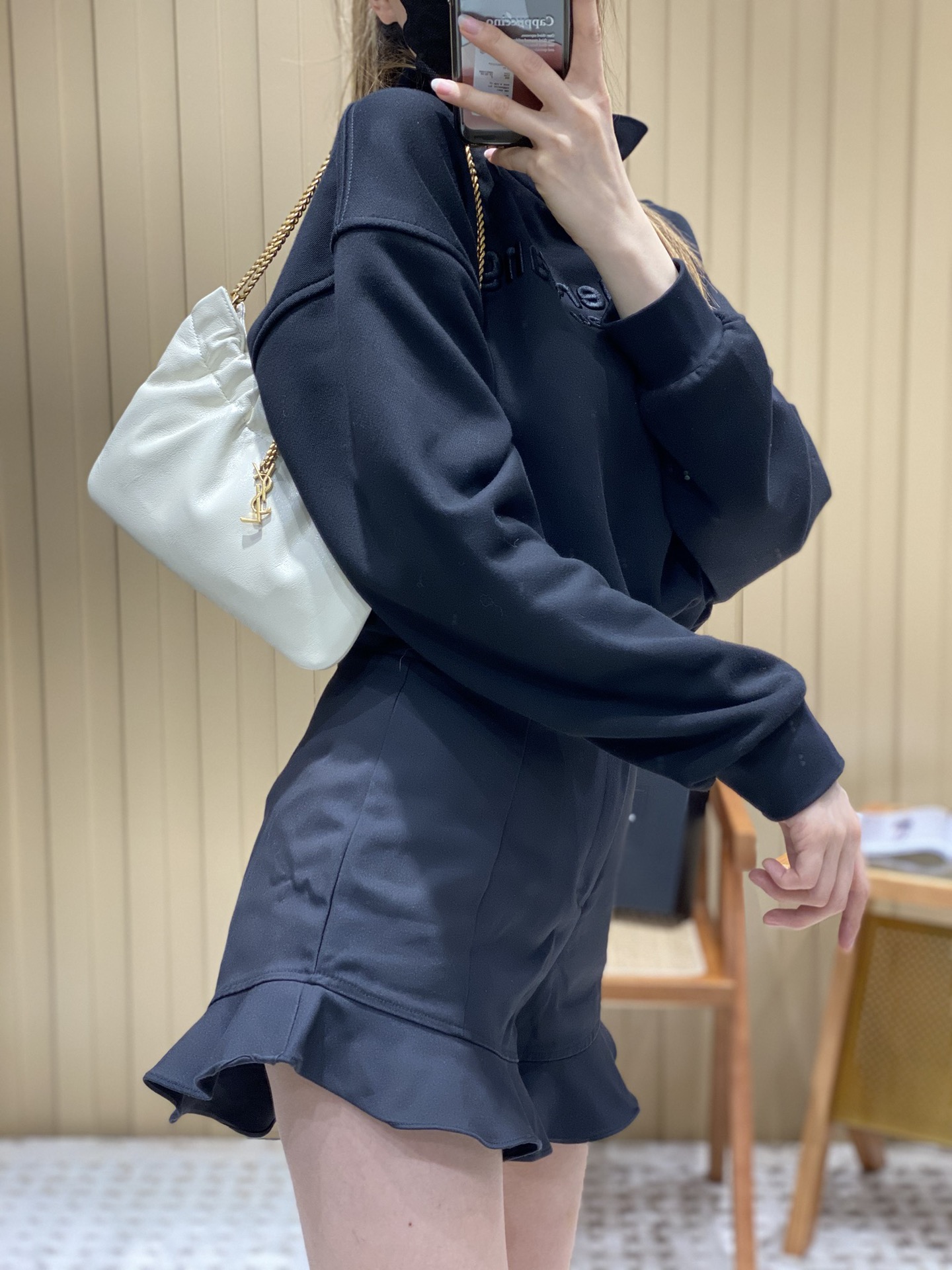 Saint laurent Ysl 专柜新款云朵型腋下链条包 681632白色金扣