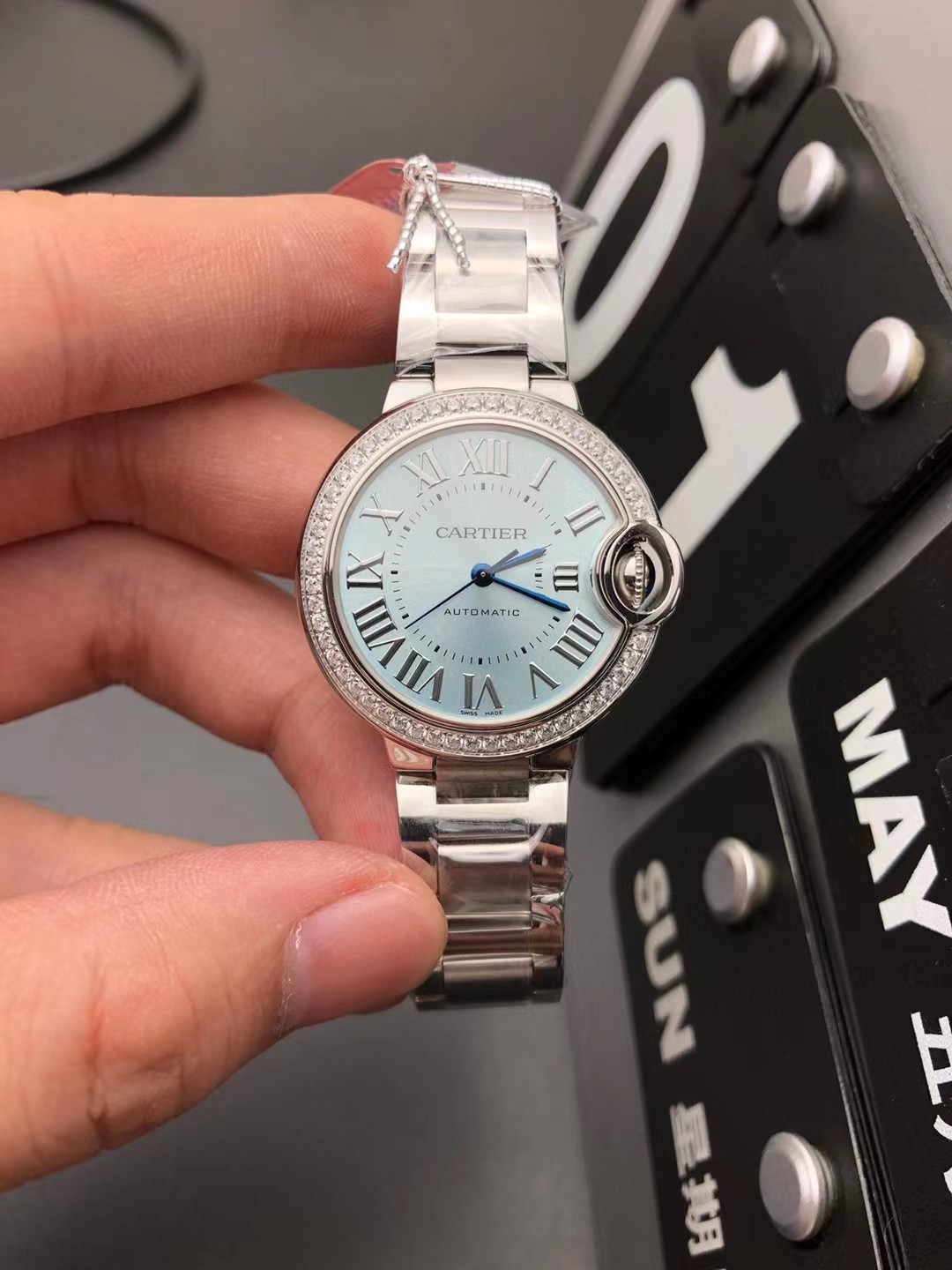 Cartier 33mm076机冰蓝气球